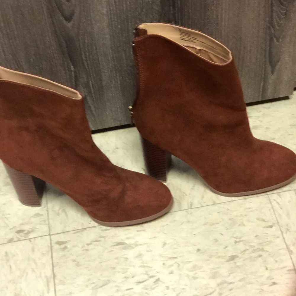 Express suede booties with chunky heels